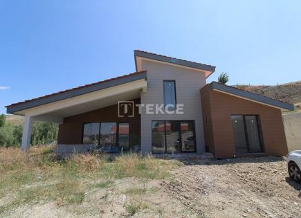 Villa for 113 000 euro in Bala, Turkey