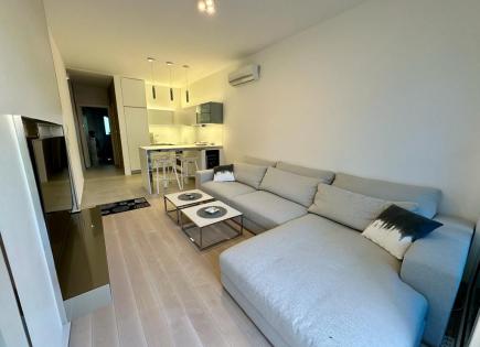 Flat for 200 000 euro in Becici, Montenegro