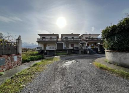 Villa for 155 000 euro in Scalea, Italy
