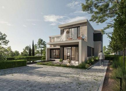 Villa for 599 000 euro in Krimovica, Montenegro