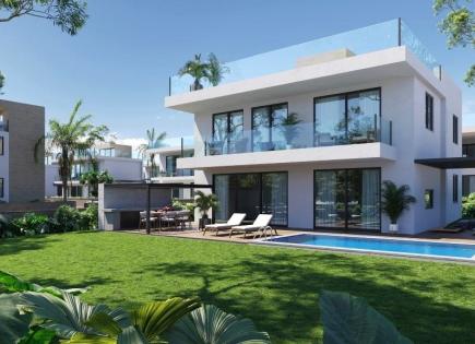 Villa for 750 000 euro in Paphos, Cyprus