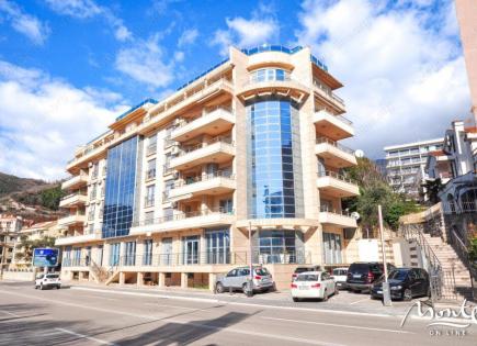 Wohnung für 340 000 euro in Becici, Montenegro