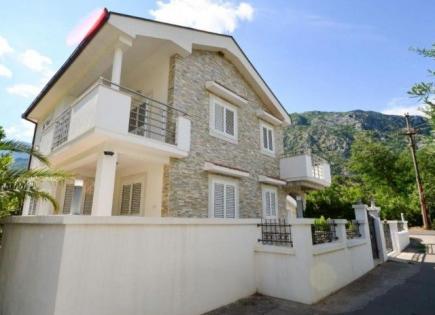 House for 530 000 euro in Kotor, Montenegro