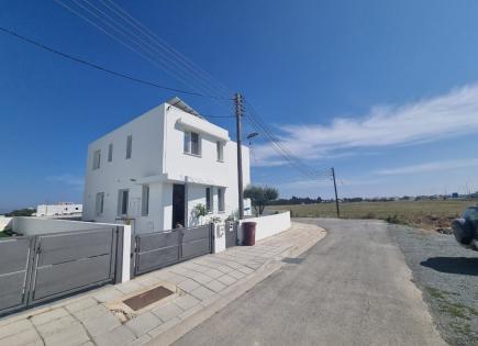 Villa para 220 000 euro en Lárnaca, Chipre