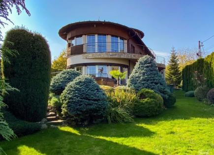 Villa for 1 950 000 euro in Budapest, Hungary