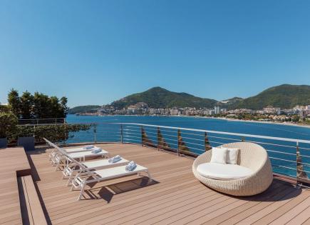 Apartment for 2 950 000 euro in Budva, Montenegro