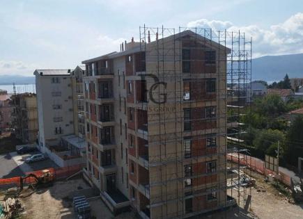 Flat for 113 000 euro in Bijela, Montenegro