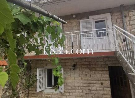 House for 322 000 euro in Lepetane, Montenegro