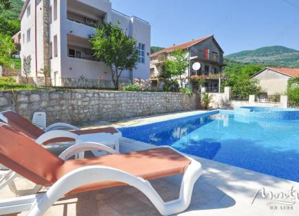 Villa for 700 000 euro in Herceg-Novi, Montenegro
