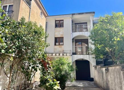 Casa para 650 000 euro en Budva, Montenegro