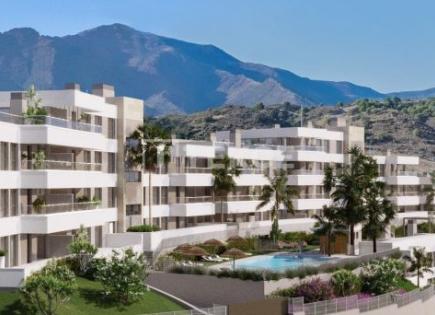Apartment for 405 000 euro in Estepona, Spain