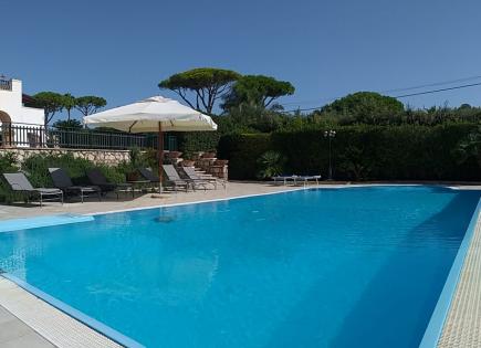 Villa in San Felice Circeo, Italy (price on request)