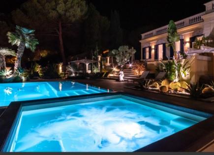Villa pour 50 000 Euro par mois à San Felice Circeo, Italie