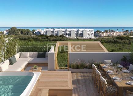 Apartment for 392 000 euro in Denia, Spain