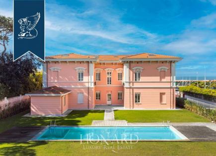 Villa for 18 500 000 euro in Forte dei Marmi, Italy
