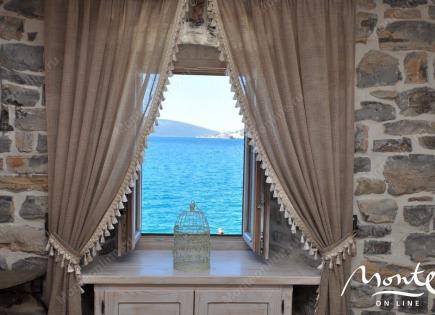 Villa für 1 000 000 euro in Tivat, Montenegro