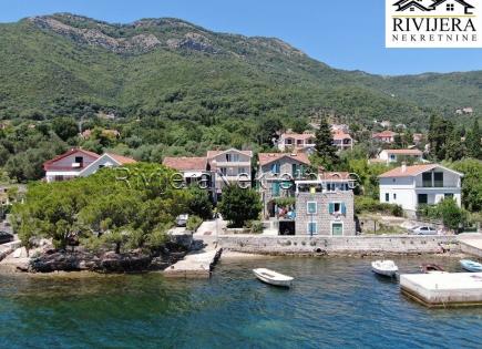 Flat for 84 600 euro in Herceg-Novi, Montenegro