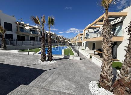 Penthouse for 274 000 euro in Orihuela, Spain