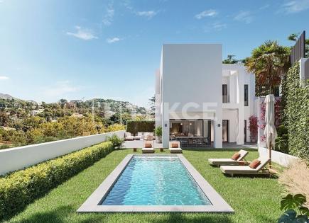 Villa for 1 650 000 euro in Malaga, Spain