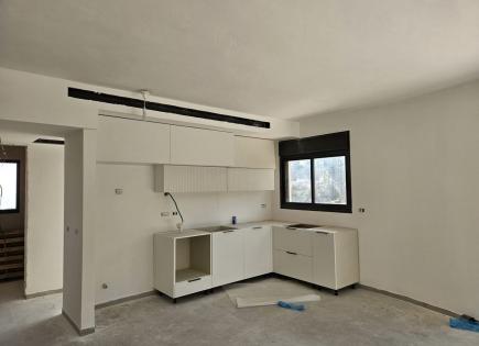 Appartement pour 1 370 Euro par mois à Haïfa, Israël