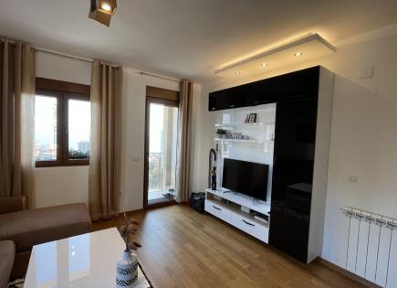Wohnung für 130 000 euro in Becici, Montenegro