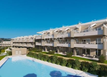 Apartment for 295 000 euro in Estepona, Spain