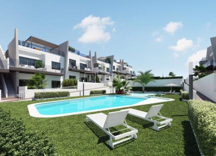Apartment for 170 000 euro in San Miguel de Salinas, Spain