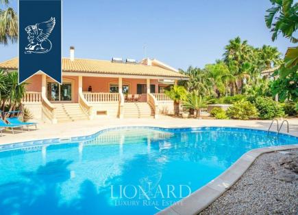 Villa in Siracusa, Italy (price on request)