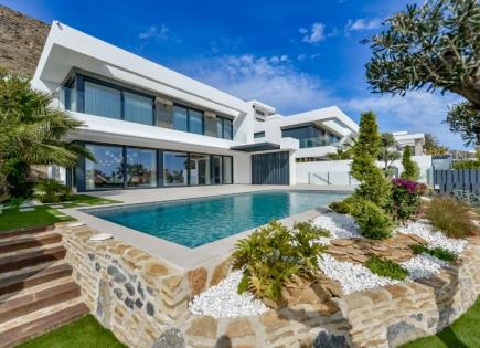 Villa for 2 390 000 euro in Finestrat, Spain