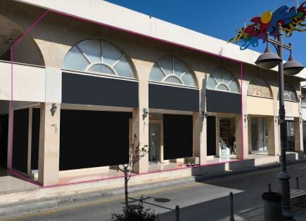 Shop for 460 000 euro in Limassol, Cyprus