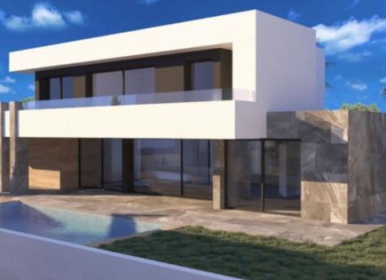 Villa for 860 000 euro in Ciudad Quesada, Spain