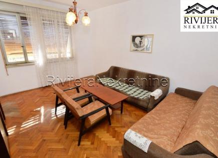 Wohnung für 250 000 euro in Herceg-Novi, Montenegro