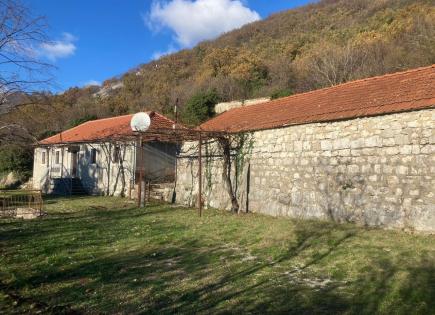 House for 72 000 euro in Kotor, Montenegro