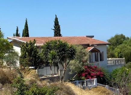 Villa for 579 900 euro in Alsancak, Cyprus
