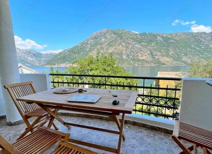 Wohnung für 325 000 euro in Kotor, Montenegro