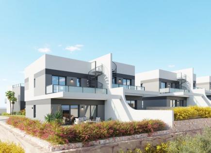 Villa for 430 000 euro in Finestrat, Spain