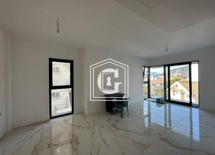 Apartamento para 200 000 euro en Rafailovici, Montenegro