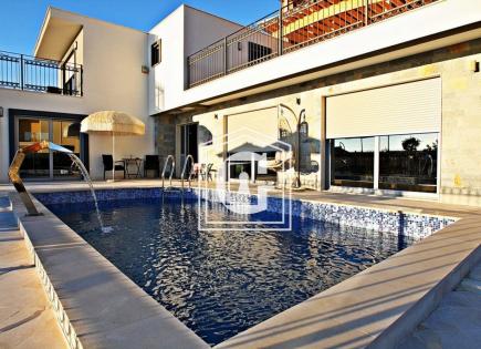 Villa para 650 000 euro en Krimovica, Montenegro