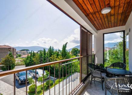 Flat for 330 000 euro in Tivat, Montenegro