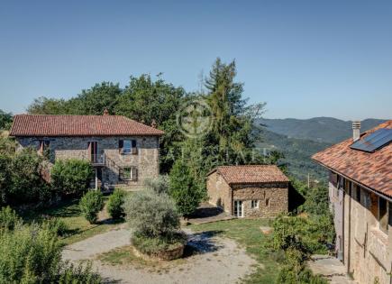 Castle for 1 980 000 euro in Cuneo, Italy