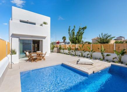 Villa for 330 000 euro in San Fulgencio, Spain