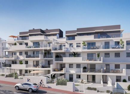 Apartment for 270 000 euro in Manilva, Spain