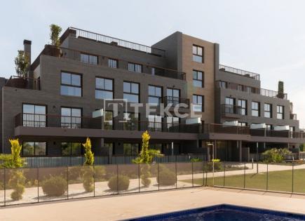 Apartment for 305 000 euro in Denia, Spain