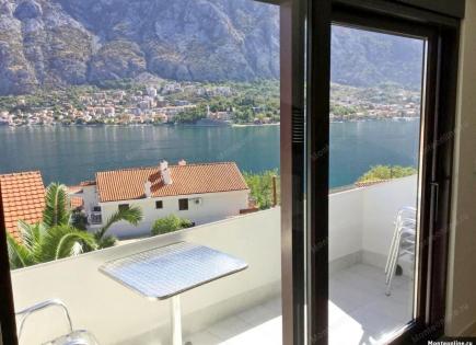 Villa for 630 000 euro in Kotor, Montenegro