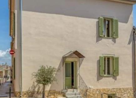 House for 560 000 euro in Vrsar, Croatia