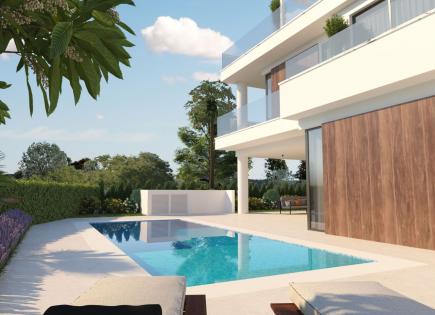 Villa for 520 000 euro in Famagusta, Cyprus