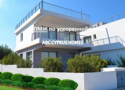 Villa for 385 000 euro in Paphos, Cyprus