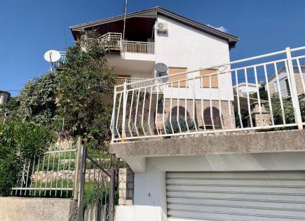 House for 268 000 euro in Dobra Voda, Montenegro