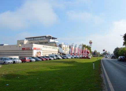 Gewerbeimmobilien für 5 500 euro pro Monat in Domžale, Slowenien