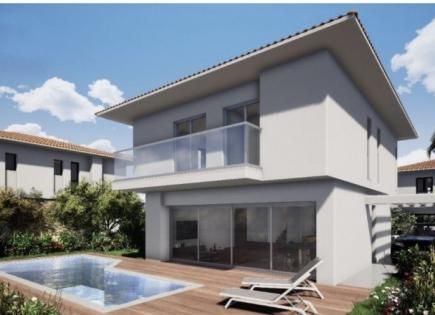 Villa for 624 000 euro in Paphos, Cyprus